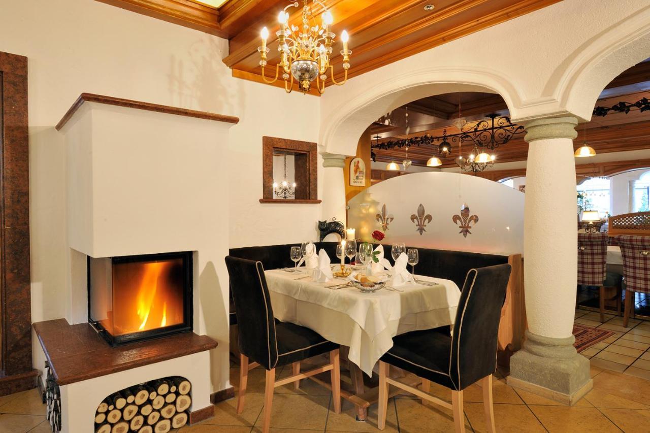 Hotel Herrschaftstaverne Haus im Ennstal Bagian luar foto