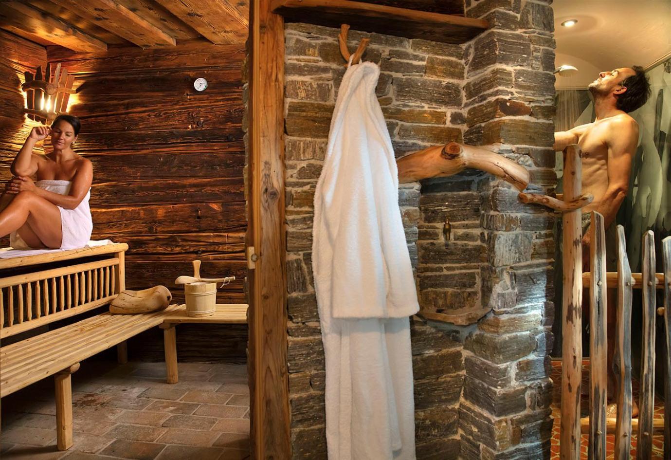 Hotel Herrschaftstaverne Haus im Ennstal Bagian luar foto